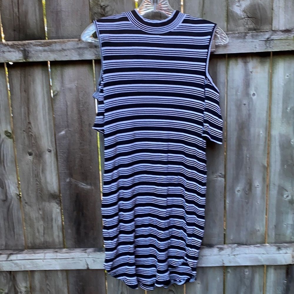 No Boundaries Stripped Cold shoulder dress sz. XL